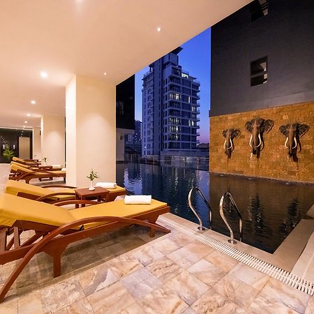 Poulo Wai Hotel & Apartment Phnom Penh Exterior photo